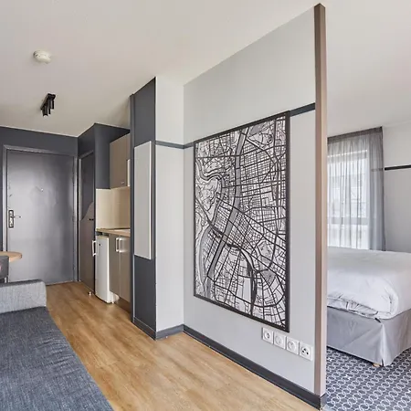 Appart'Hotel Odalys City - Lyon Centre Confluence 3*