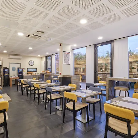 Odalys - Centre Confluence Aparthotel 3*