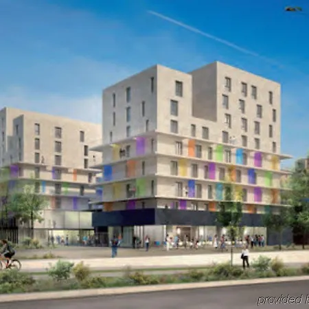 Appart Hotel Odalys City Lyon Confluence 3*