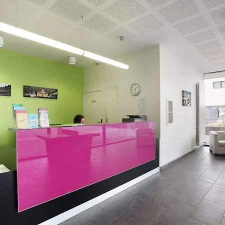 Appart Hotel Odalys City Lyon Confluence Aparthotel 3*