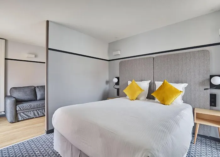 Apartahotel Odalys - Centre Confluence 3*