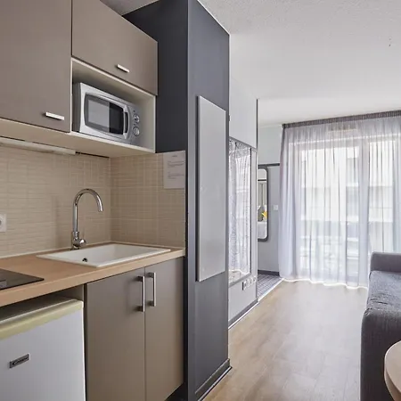 Odalys - Centre Confluence Aparthotel 3*