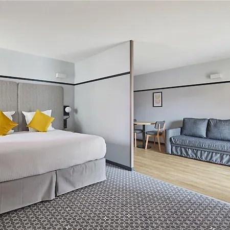 Appart'Hotel Odalys City - Lyon Centre Confluence 3*